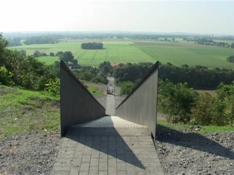 Neukirchen-Vluyn : Halde Norddeutschland, Himmelstreppe am Haldenplateau